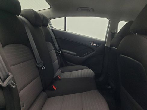 Used 2017 Kia Forte S w/ S Technology Package image 19