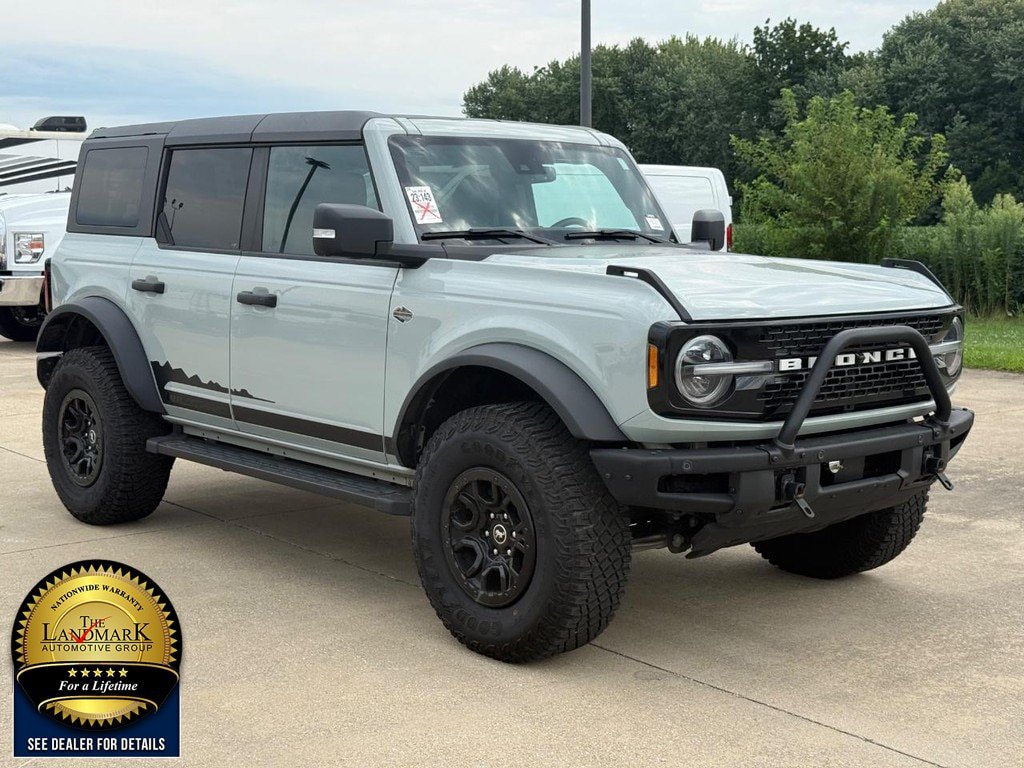 Used 2024 Ford Bronco Wildtrak AWD/4WD image 3