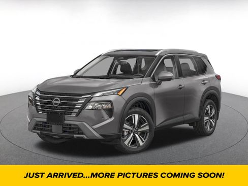 Used 2026 Nissan Rogue SL FWD image 1