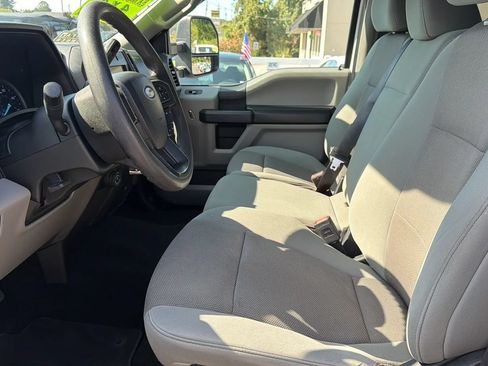 Used 2020 Ford F250 XL w/ STX Appearance Package AWD/4WD image 19