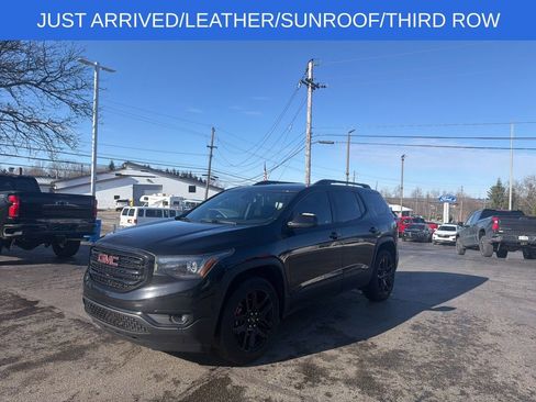 Used 2019 GMC Acadia SLT w/ Black Edition image 7
