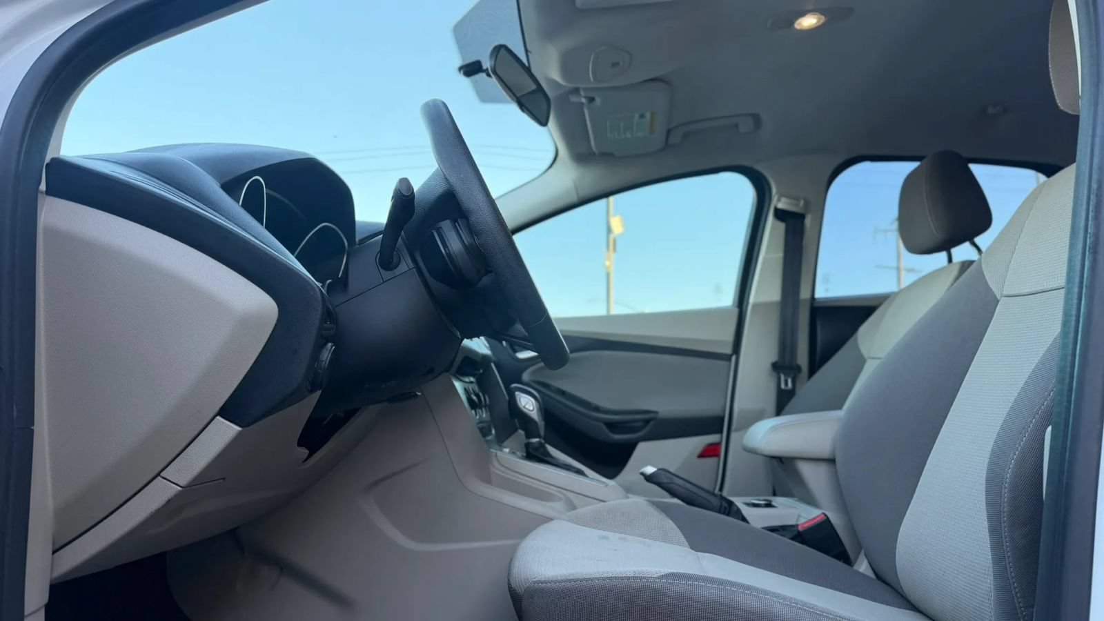 Used 2012 Ford Focus SE FWD image 10