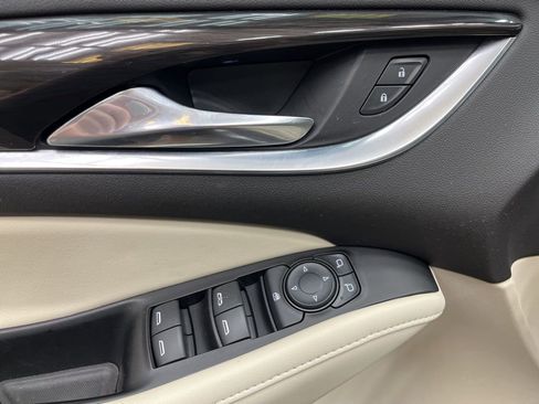 Used 2024 Buick Enclave Essence w/ Sound and Sites Package FWD image 25