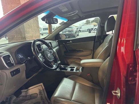 Used 2017 Kia Sportage EX w/ EX Premium Package image 4