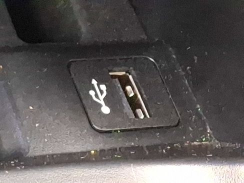 Used 2022 BMW X3 xDrive30i w/ Premium Package 2 image 26