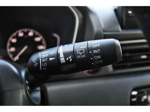 Used 2025 Honda Pilot Touring image 19