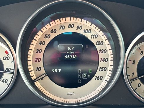 Used 2015 Mercedes-Benz E 350 Sedan image 28