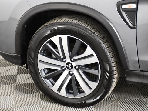 Used 2025 Mitsubishi Outlander Sport ES image 50