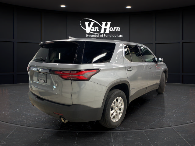 Used 2023 Chevrolet Traverse LS w/ Safety Package AWD/4WD image 7