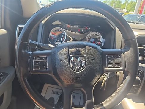 Used 2019 RAM 1500 Big Horn AWD/4WD image 16