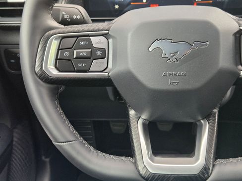 Used 2025 Ford Mustang GT RWD image 20