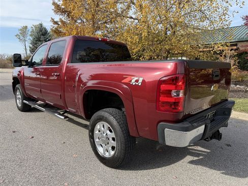 Used 2013 Chevrolet Silverado 2500 LTZ w/ LTZ Plus Package image 8