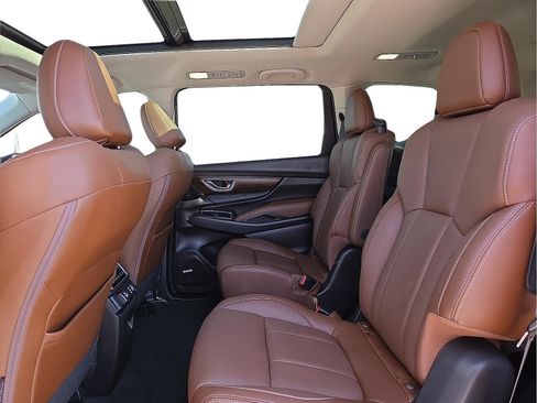 Used 2025 Subaru Ascent Touring image 11