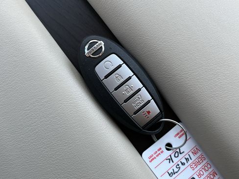 Used 2020 Nissan Murano Platinum w/ Cargo Package AWD/4WD image 35