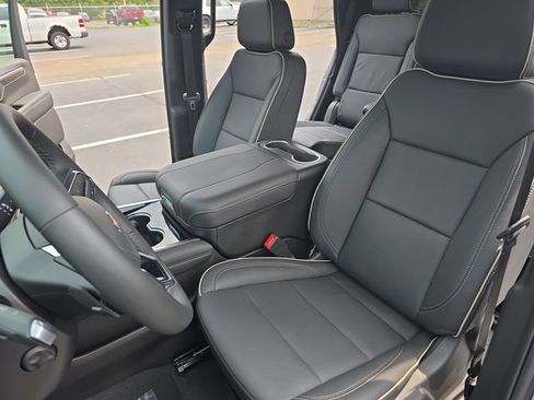 New 2026 Chevrolet Tahoe Premier w/ Sun And Tow Package AWD/4WD image 19
