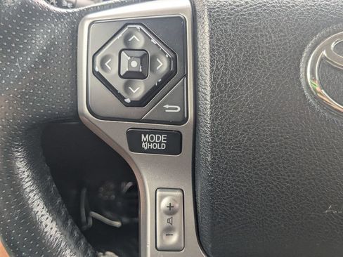 Used 2018 Toyota 4Runner Limited AWD/4WD image 12