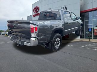 Used 2023 Toyota Tacoma TRD Off-Road w/ Black Out Package (TMS) AWD/4WD video 3