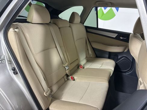 Used 2016 Subaru Outback 2.5i Premium image 30