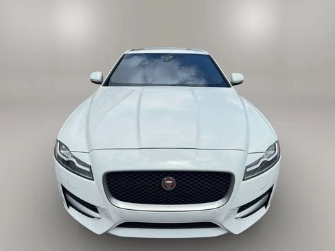 Used 2016 Jaguar XF R-Sport RWD image 3
