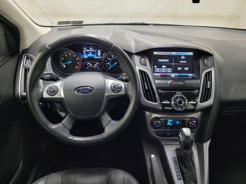 Used 2014 Ford Focus Titanium FWD image 22