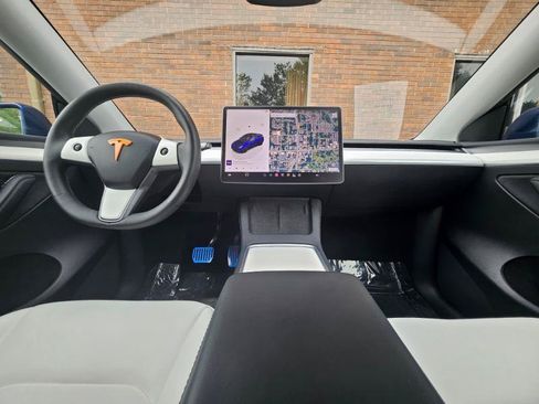 Used 2023 Tesla Model Y Performance AWD/4WD image 40