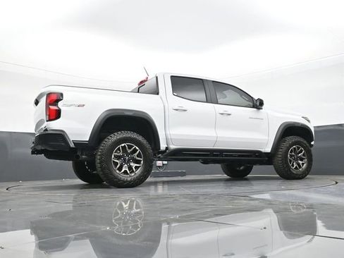 New 2026 Chevrolet Colorado ZR2 w/ Technology Package AWD/4WD image 49