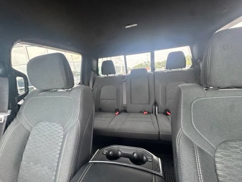 Used 2025 RAM 1500 Big Horn AWD/4WD image 17