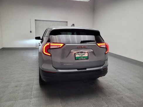 Used 2023 GMC Terrain SLE FWD image 6