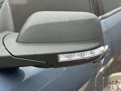 Used 2019 Ford Explorer XLT w/ Equipment Group 201A image 11