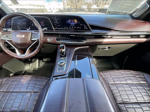 Used 2022 Cadillac Escalade ESV Sport Platinum image 16