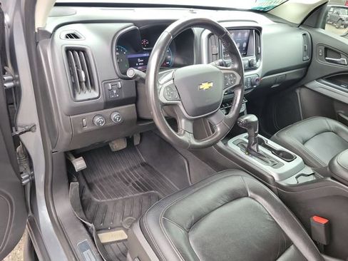 Certified 2020 Chevrolet Colorado ZR2 w/ Colorado ZR2 Bison Edition image 19