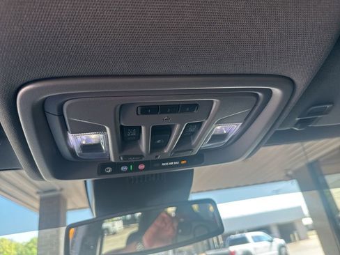 Used 2024 Chevrolet Silverado 1500 LTZ w/ LTZ Convenience Package II image 15