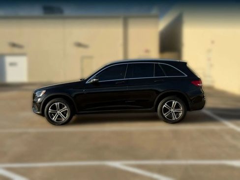 Used 2016 Mercedes-Benz GLC 300 image 5