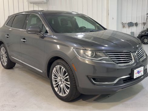 Used 2018 Lincoln MKX Reserve image 3