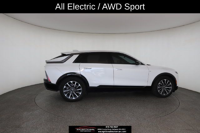 Used 2024 Cadillac Lyriq Sport w/ LPO, Floor Liner Package AWD/4WD image 22