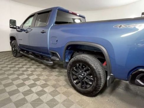 Used 2025 Chevrolet Silverado 2500 Custom w/ Custom Value Package AWD/4WD image 7