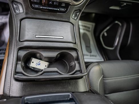 Used 2020 GMC Yukon Denali w/ Open Road Package image 16