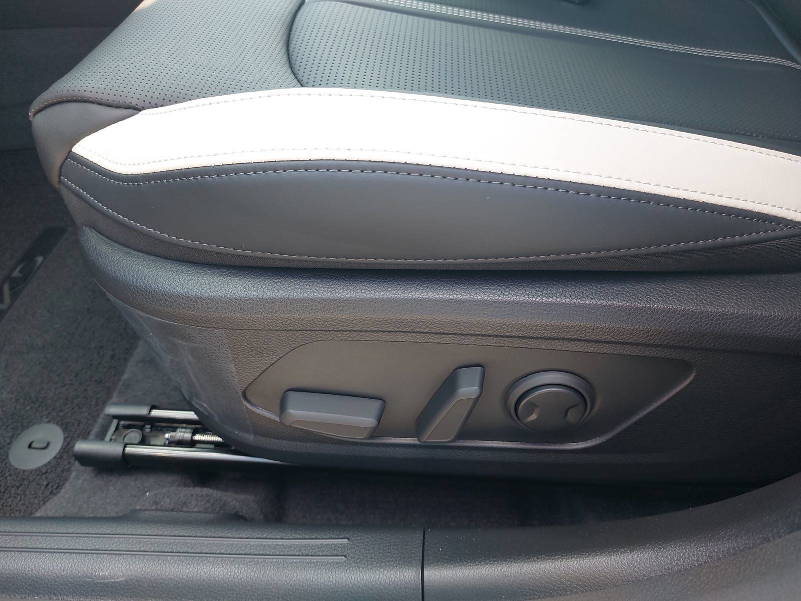 New 2027 Kia K5 GT-Line FWD image 29