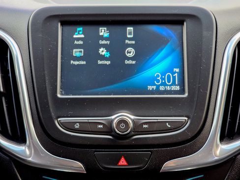 Used 2018 Chevrolet Equinox LT image 32