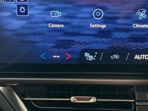 New 2026 Chevrolet Equinox EV LT w/ Comfort Package image 15