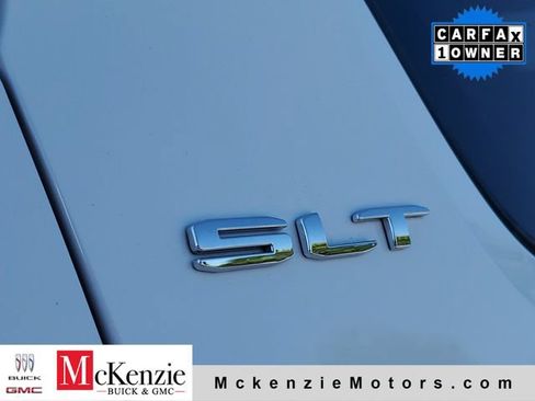 Used 2023 GMC Acadia SLT w/ Technology Package AWD/4WD image 35