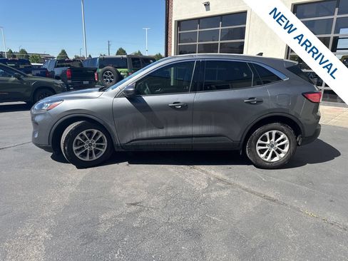 Used 2021 Ford Escape SE FWD image 4