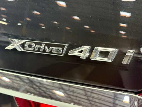 Used 2021 BMW X7 xDrive40i w/ M Sport Package AWD/4WD image 10