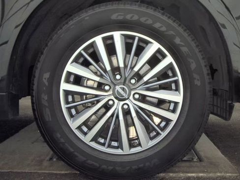 Used 2023 Nissan Armada SL w/ Captain's Chairs Package RWD image 11