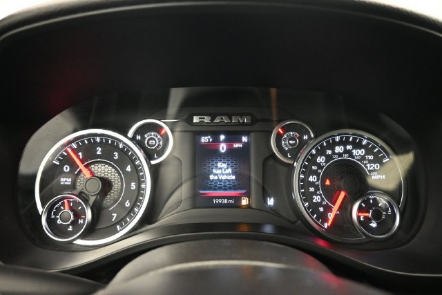 Used 2025 RAM 1500 Big Horn AWD/4WD image 5