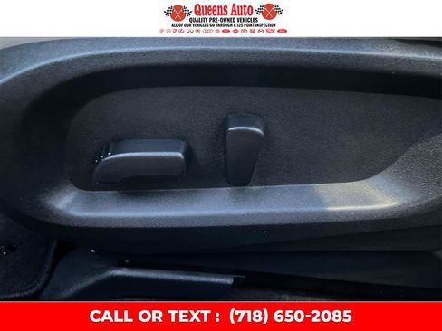 Used 2017 INFINITI Q60 3.0t w/ Cargo Package image 23