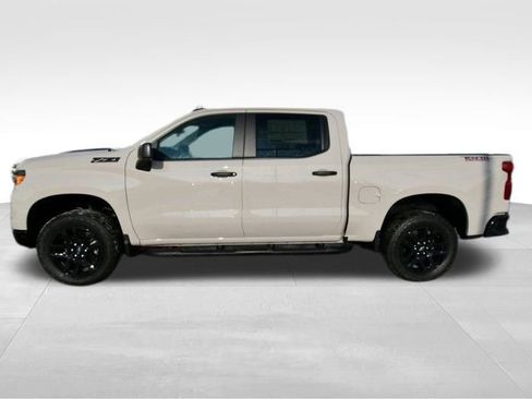 New 2026 Chevrolet Silverado 1500 Custom Trail Boss w/ Turbomax Blackout Package AWD/4WD image 3