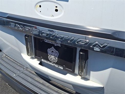 Used 2017 Ford Expedition EL XL image 12