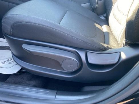 New 2026 Hyundai Tucson SE image 14