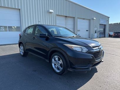 Used 2016 Honda HR-V LX